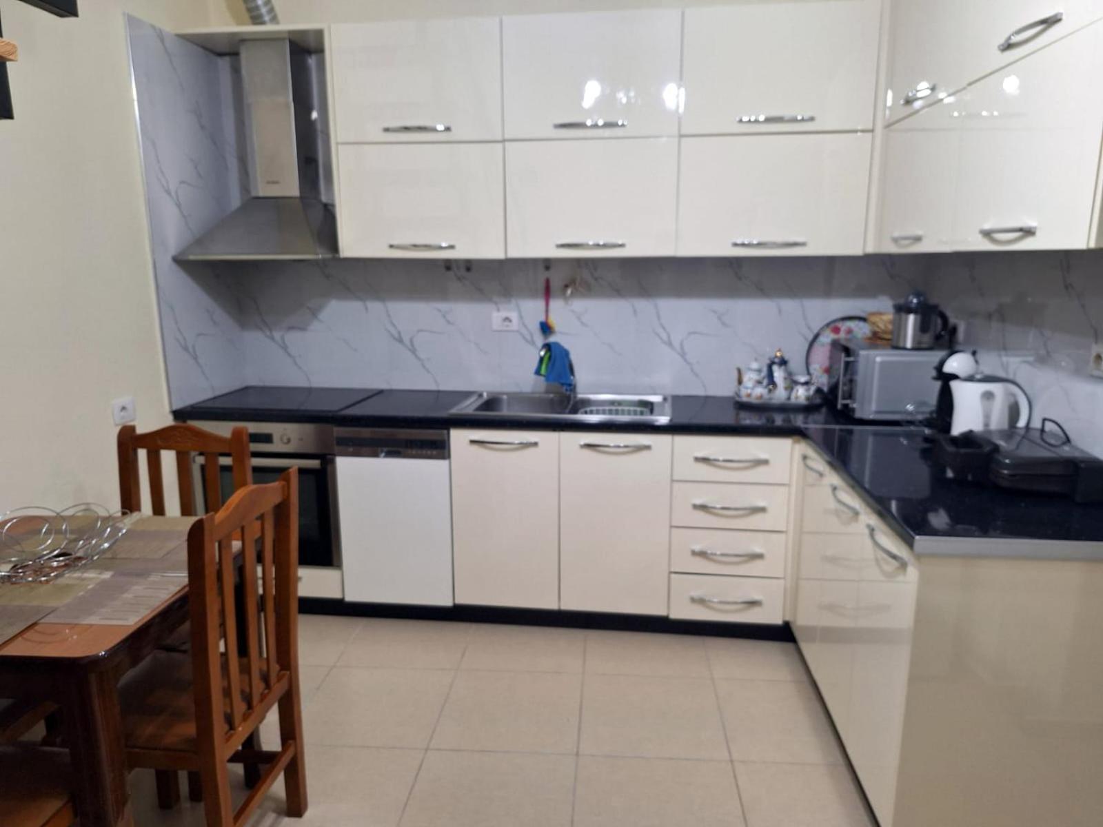 Apartament Sebastian *