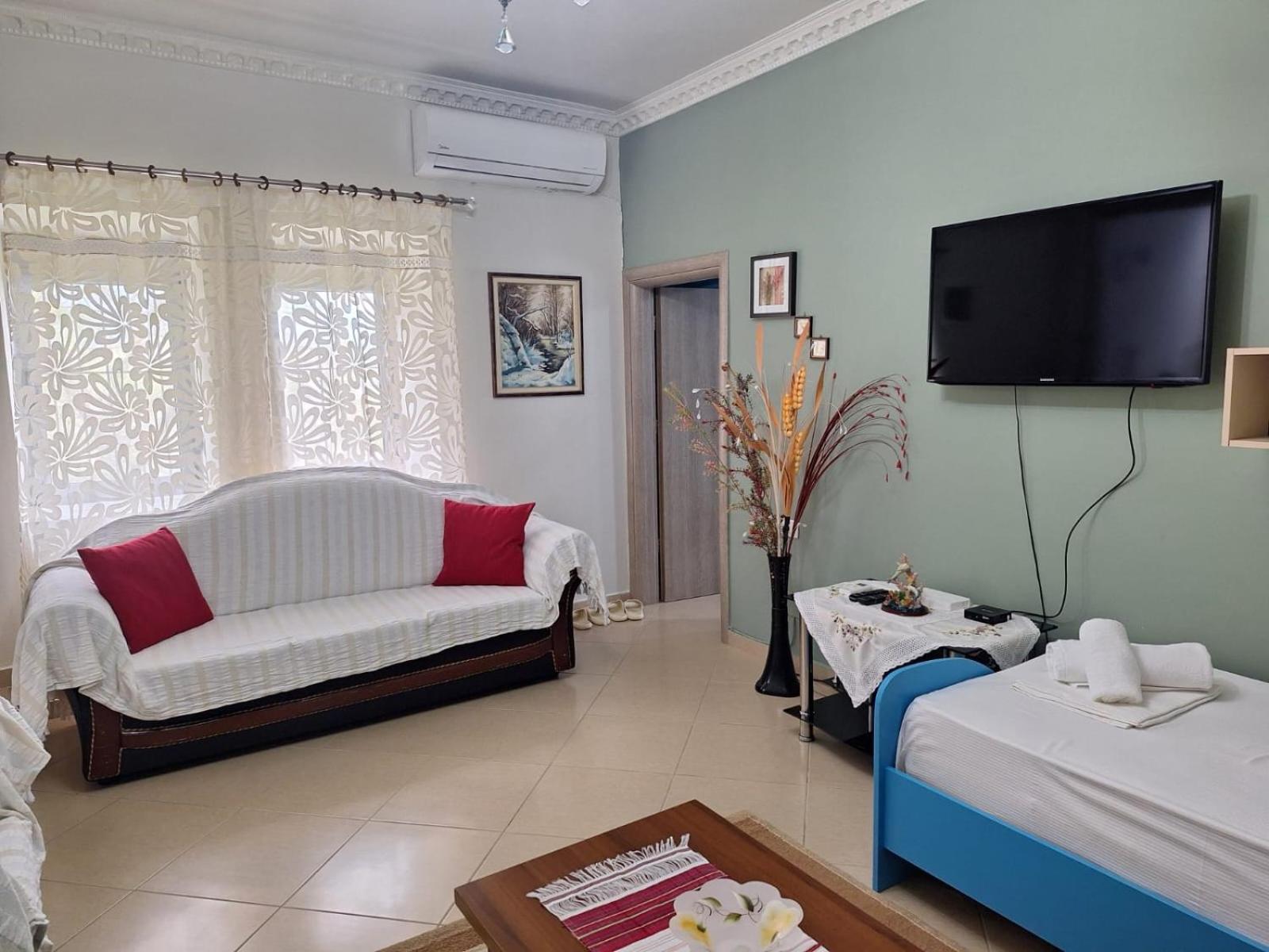 Sebastian Apartament Gjirokastra